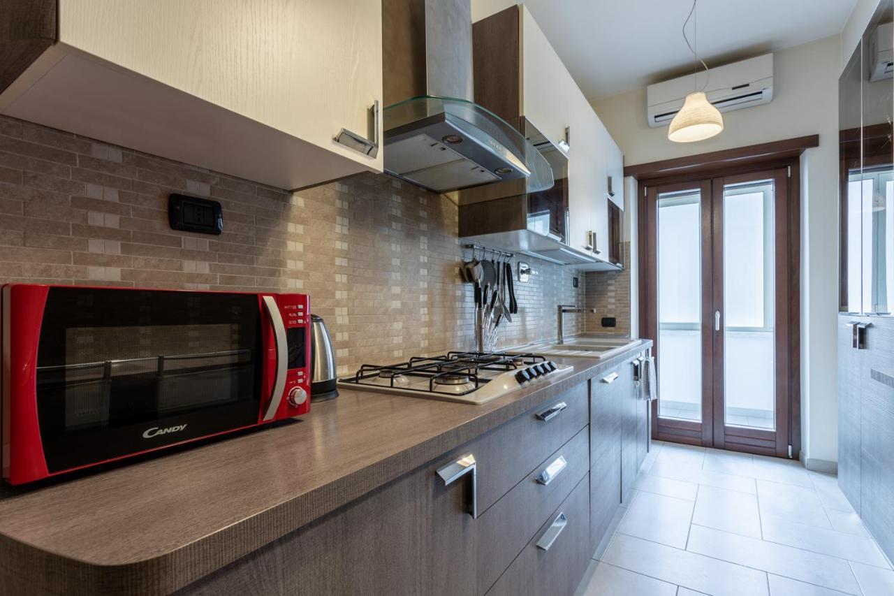 Naima Apartment San Pietro Roma Esterno foto