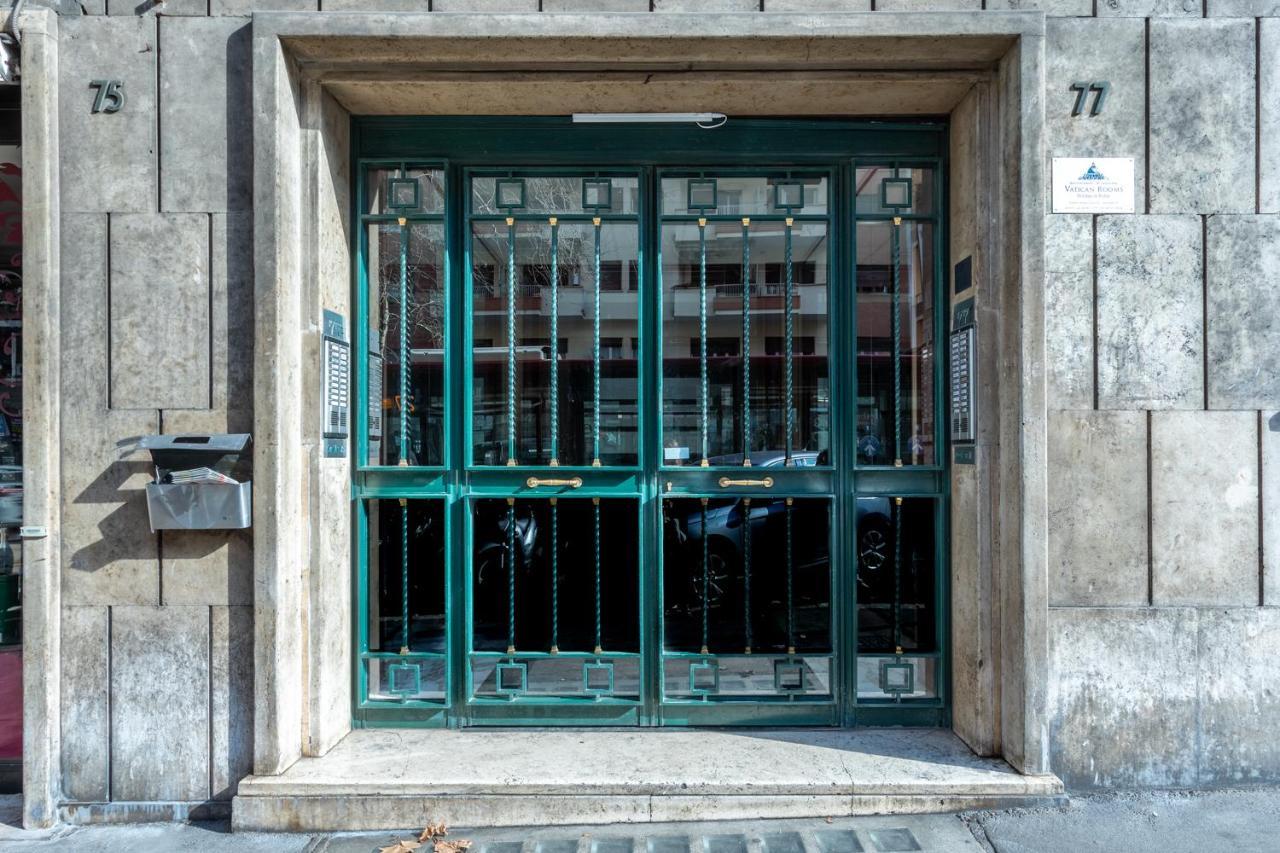 Naima Apartment San Pietro Roma Esterno foto